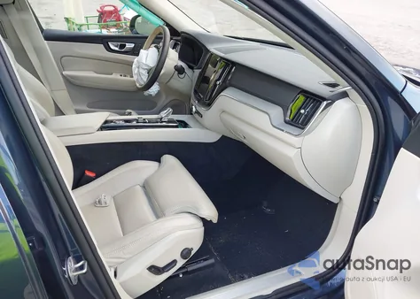 2024 Volvo Xc60 B5 Ultimate Dark Theme из США, поврежденный, VIN YV4L12RM5R1836709